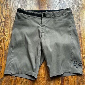 Fox Men's Ranger shorts.  34 waist.   Brown/coffee color